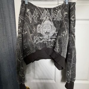 Def Leppard Women's Gray Sweater